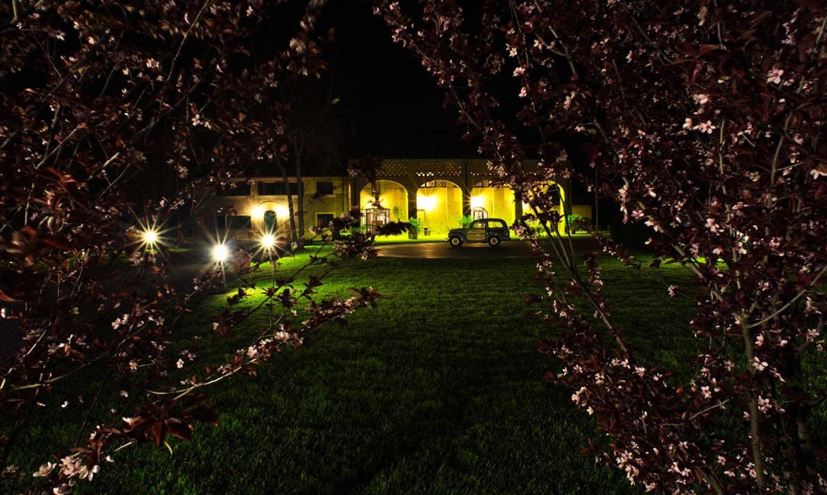 Agriturismo Tenuta Casteldardo Besenzone Екстериор снимка